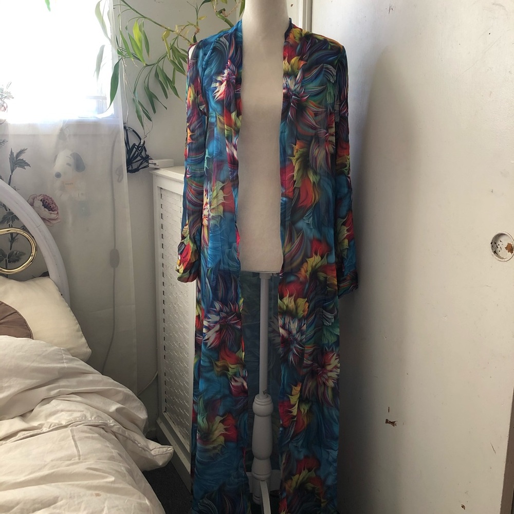Floral abstract print long open sleeve coverup - Picture 5 of 10